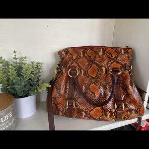 DOONEY & BOURKE SATCHEL
